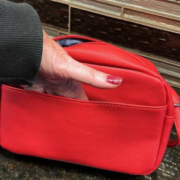 NWT Red Nautica Cross Body Bag - Picture 8 of 8